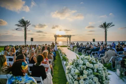 Calrton hotel beach wedding